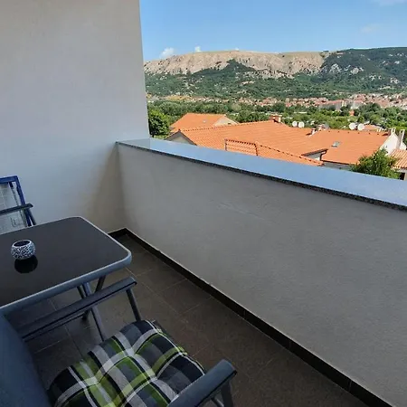 Zlatko With Sea View Baška
