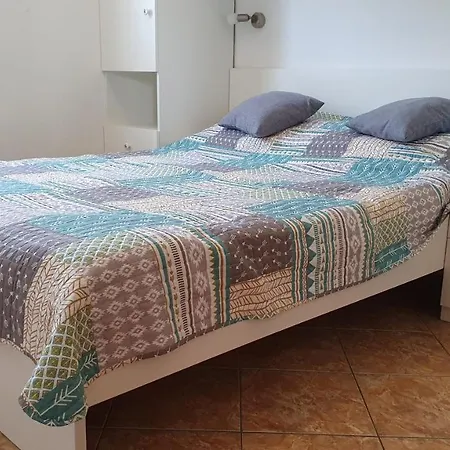 Zlatko With Sea View Apartament Baška